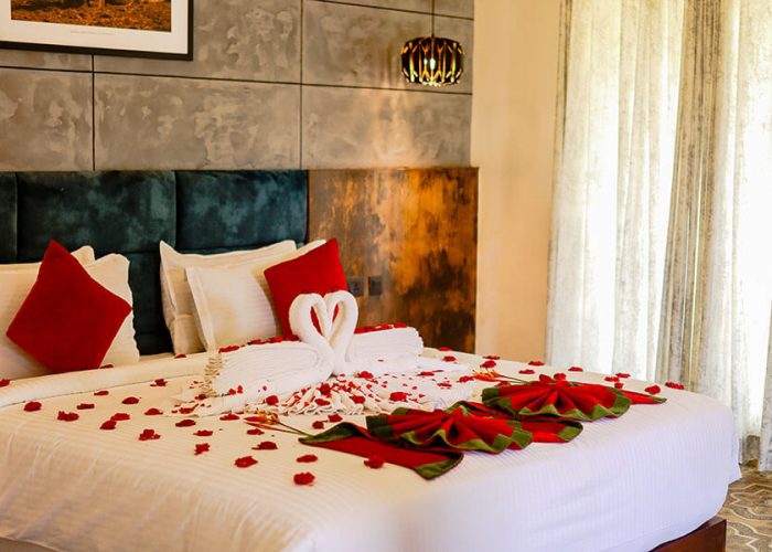 honeymoon resorts in kerala | luxury resort in munnar